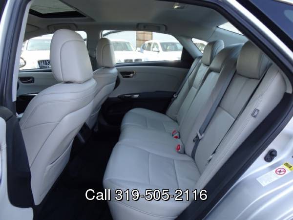 2013 Toyota Avalon XLE for sale in Waterloo, IA – photo 14