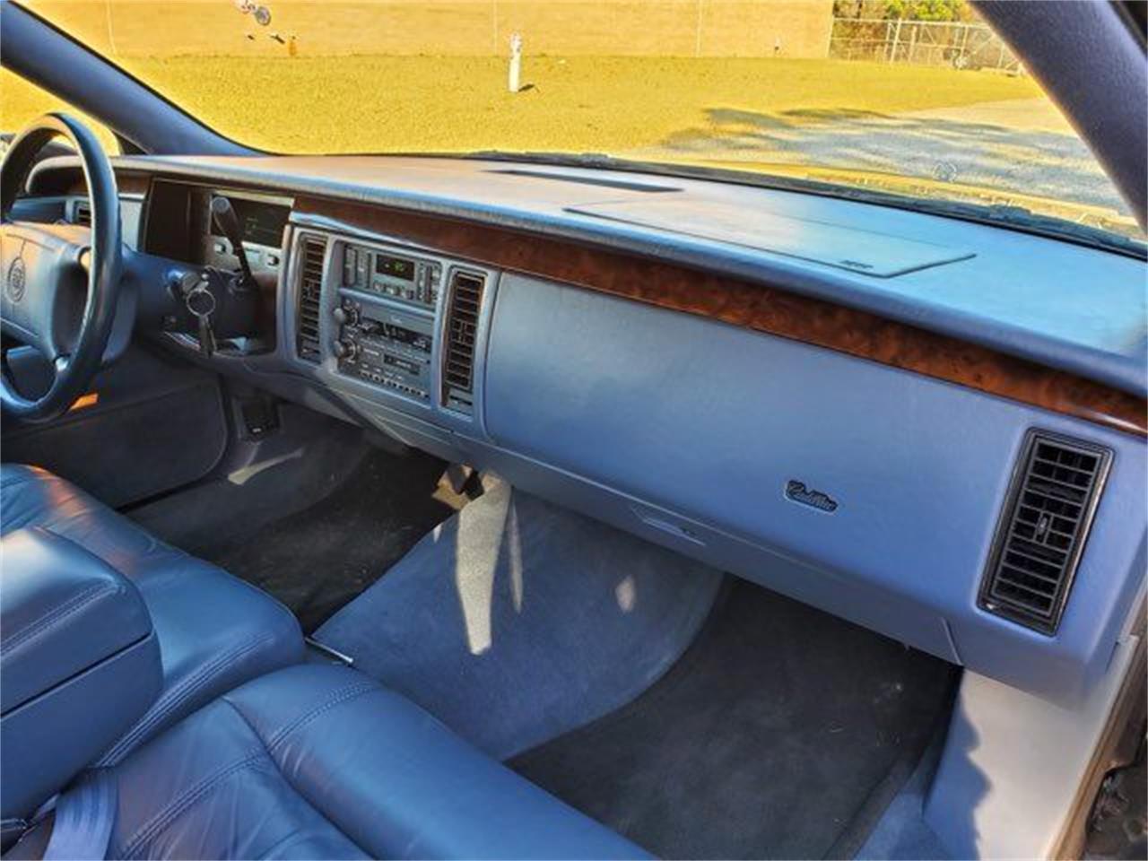 1994 Cadillac Fleetwood for sale in Hope Mills, NC – photo 33
