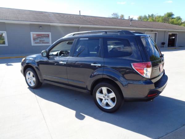 2010 Subaru Forester 2.5X Limited for sale in Marion, IA – photo 8