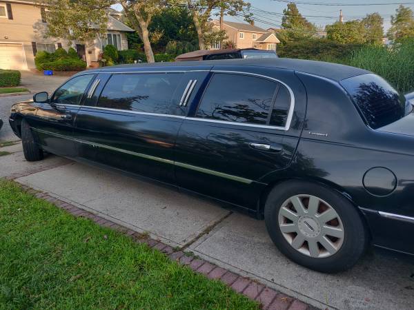 2005 Lincoln limousine for sale in Baldwin, NY – photo 3