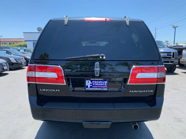 R12. 2008 LINCOLN NAVIGATOR LEATHER 3RD ROW SEAT NAV BCKUP CAM 1 OWNER for sale in Stanton, CA – photo 5