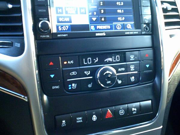 * 2012 JEEP GRAND CHEROKEE LIMITED 5.7L HEMI ALL WHEEL DRIVE LOADED * for sale in Plaistow, MA – photo 20