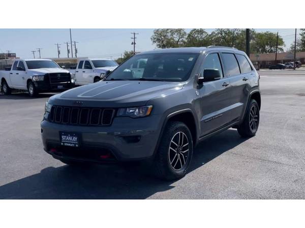2019 Jeep Grand Cherokee Trailhawk, SUNROOF, TRAILER TOW, NAV - cars for sale in Brownwood, TX – photo 5