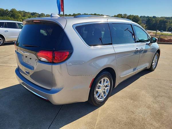 2020 Chrysler Pacifica Touring L FWD VAN Touring L for sale in Greer, SC – photo 3