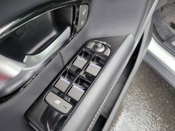 2016 Land Rover Range Rover Evoque HSE - - by dealer for sale in Bellingham, WA – photo 21