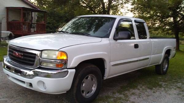 2004 Gmc 4x4. Extended cab for sale in Hopkinsville, TN – photo 2