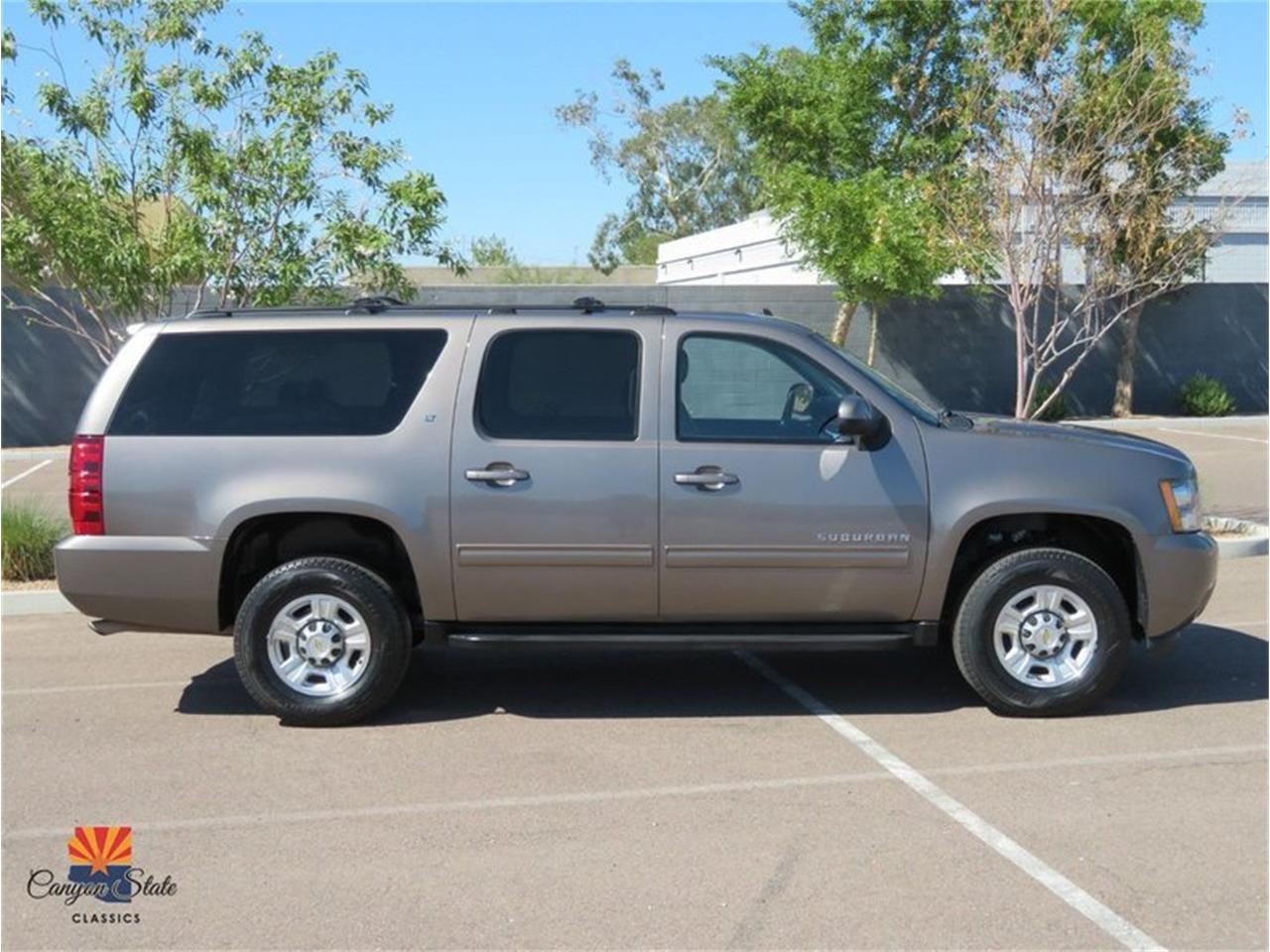 2011 Chevrolet Suburban for sale in Tempe, AZ – photo 12