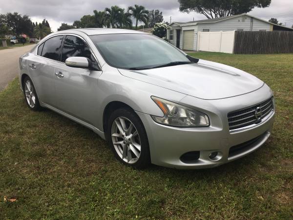 2011 NISSAN MAXIMA SV for sale in West Palm Beach, FL