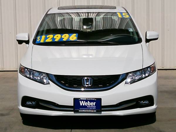 2015 Honda Civic-HEATED LEATHER! NAVIGATION! SUNROOF! EXTRA NICE! for sale in Silvis, IA – photo 4