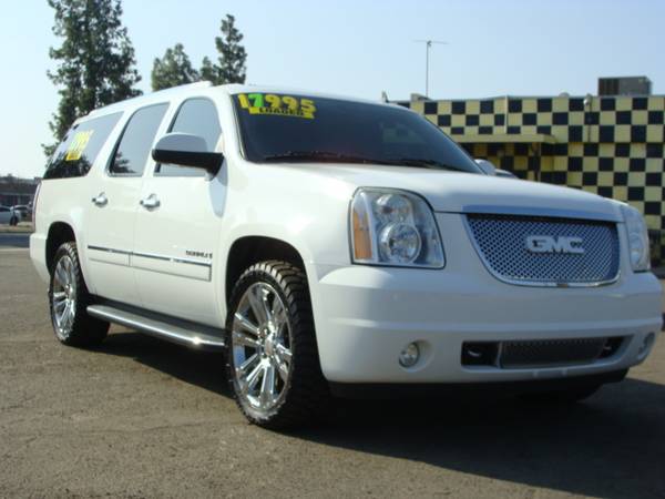 2009 GMC YUKON XL 1500 DENALI SPORT AWD - - by dealer for sale in Tulare, CA