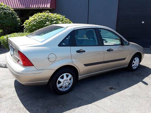 2000 Ford Focus LX 4dr Sedan for sale in Milwaukie, OR – photo 7