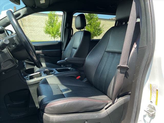2019 Dodge Grand Caravan GT FWD for sale in Lake In The Hills, IL – photo 12