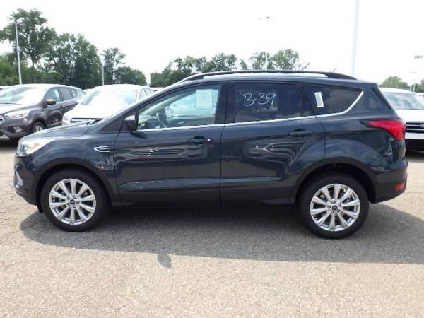 2019 Ford Escape SUV SEL (Sea Green) GUARANTEED APPROVAL for sale in Sterling Heights, MI – photo 6