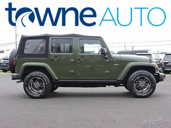 2016 Jeep Wrangler Unlimited Sahara SKU:SP05732A Jeep Wrangler... for sale in Orchard Park, NY – photo 5
