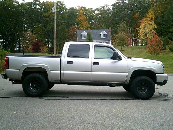 ** 2007 CHEVY SILVERADO 1500 CLASSIC CREW CAB SHORTBED 4X4 ** for sale in Plaistow, ME – photo 3