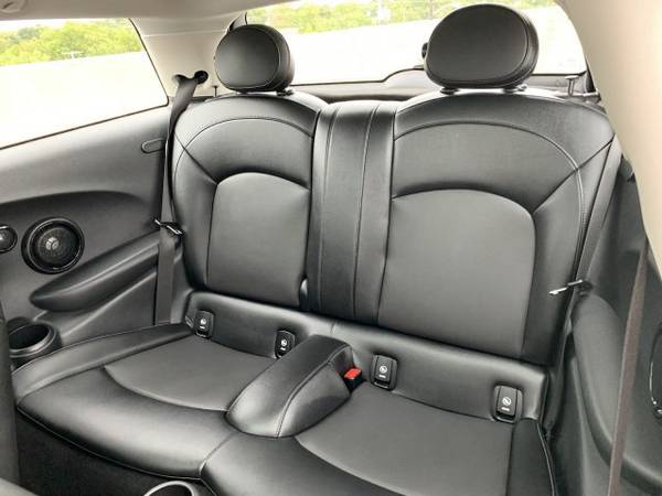2017 MINI Hardtop Cooper SKU:H2D16239 Hatchback for sale in Dallas, TX – photo 15