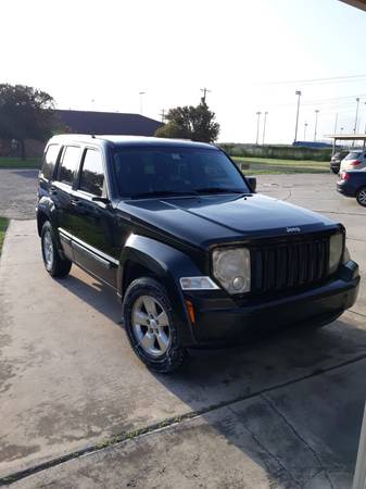 2010 Jeep Liberty - cars & trucks - by dealer - vehicle automotive... for sale in San Juan, TX