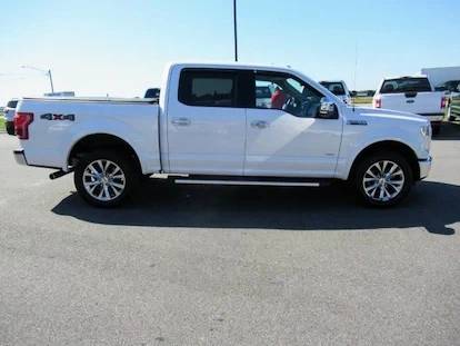 🔥2016 F150 LARIAT 4X4 CREW-CLEAN-LOADED-PRICED WELL🔥 - cars & trucks... for sale in Oxford, MD – photo 3