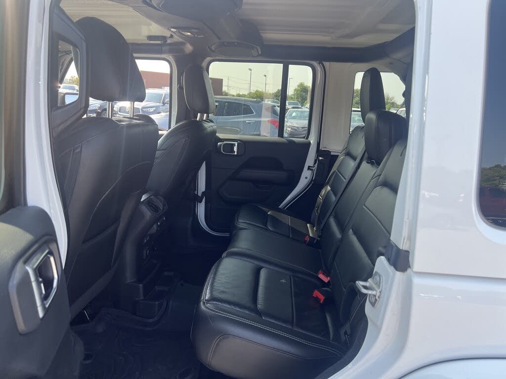 2018 Jeep Wrangler Unlimited Sahara 4WD for sale in Paris , KY – photo 4