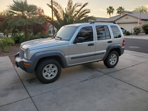 03 Jeep Liberty Sport 4x4, solid jeep, very clean for sale in Glendale, AZ