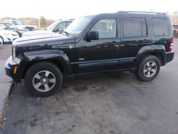 2008 JEEP LIBERTY/SPORT 4X4 - cars & trucks - by dealer - vehicle... for sale in Mount Morris, MI – photo 3