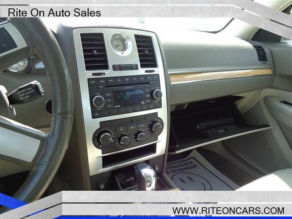 2008 CHRYSLER 300 LIMITED, RUNS GOOD,NEW TIRES! for sale in Jackson, MI – photo 16