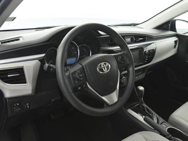 2016 Toyota Corolla LE Sedan 4D sedan Black - FINANCE ONLINE for sale in Indianapolis, IN – photo 2