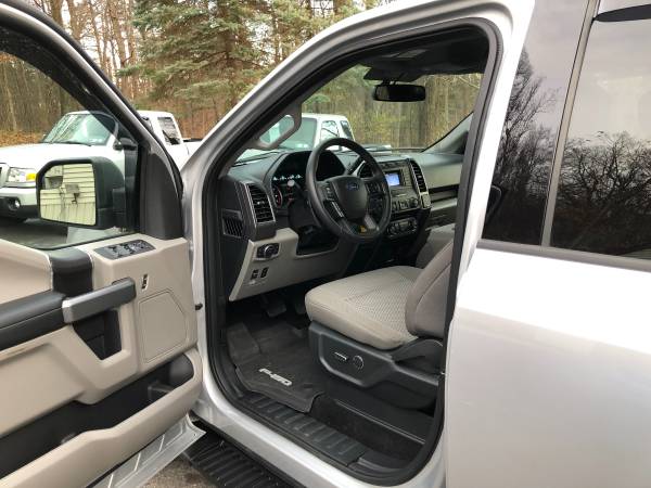 2018 Silver Ford F-150 XLT Crew Cab FX4, 5 0L V8, 5-1/2 Bed, 31k mi for sale in Dover, PA – photo 8