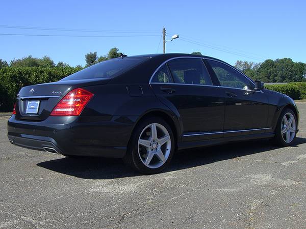 ★ 2011 MERCEDES BENZ S550 AMG - AWD, NAVI, PANO ROOF, 19" WHEELS, MORE for sale in East Windsor, NY – photo 3