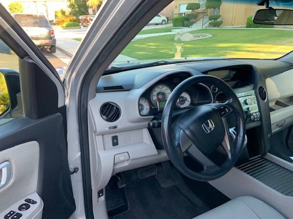 Honda Pilot LX 2011 only 70,000 miles for sale in Bakersfield, CA – photo 3