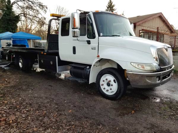 2003 International 4300 DT466 ExtCab RollBack Tow Truck - Fully for sale in Portland, WA