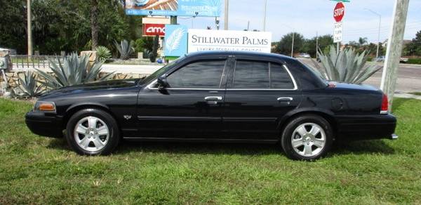 * 2011 Ford Crown Victoria * 84k Miles * - cars & trucks - by dealer... for sale in Palm Harbor, FL – photo 2