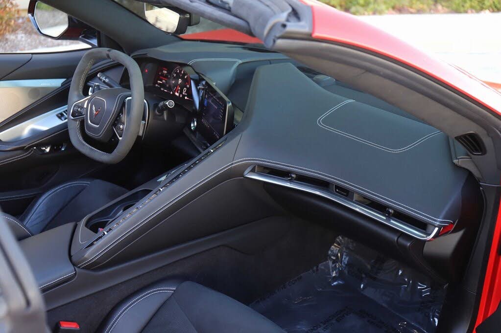 2020 Chevrolet Corvette Stingray 3LT Coupe RWD for sale in NOBLESVILLE, IN – photo 15