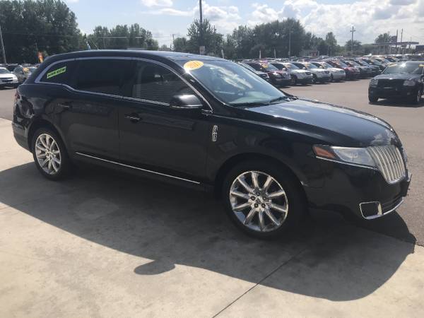 ALL WHEEL DRIVE!! 2011 Lincoln MKT 4dr Wgn 3.7L AWD for sale in Chesaning, MI – photo 3