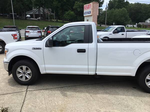 2019 Ford F150 XL LWB V8-5.0L Like New! - cars & trucks - by dealer... for sale in Dickson, TN – photo 2