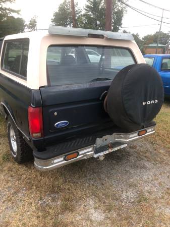1992 Ford bronco XL for sale in Chesapeake , VA – photo 3