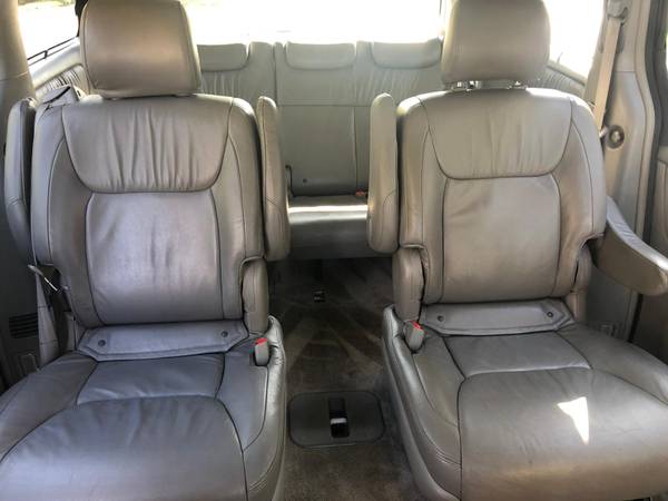 Toyota Sienna XLE for sale in Chicago, IL – photo 16
