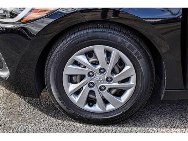 2018 Hyundai Elantra SE sedan Black Diamond for sale in El Paso, TX – photo 20
