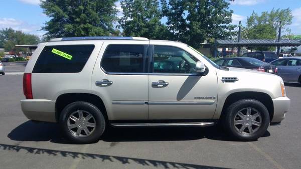 2007 Cadillac Escalade AWD 4dr for sale in Eugene, OR – photo 3