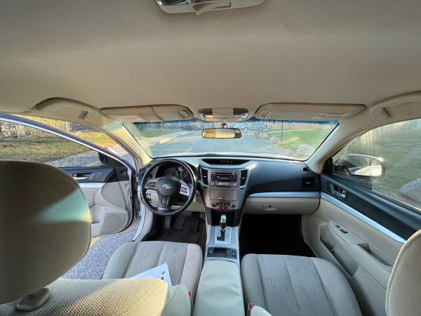 2013 Subaru Outback AWD premium - cars & trucks - by owner - vehicle... for sale in Schiller Park, IL – photo 8