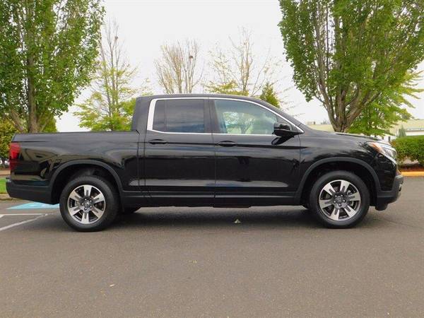 2018 Honda Ridgeline RTL 4X4 / Leather Camera / 1-Owner / 24,000... for sale in Portland, OR – photo 4