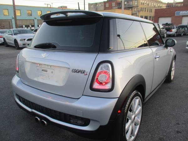 2007 Mini Cooper S **Low Miles/Leather/Sunroof & Clean Title** -... for sale in Roanoke, VA – photo 6