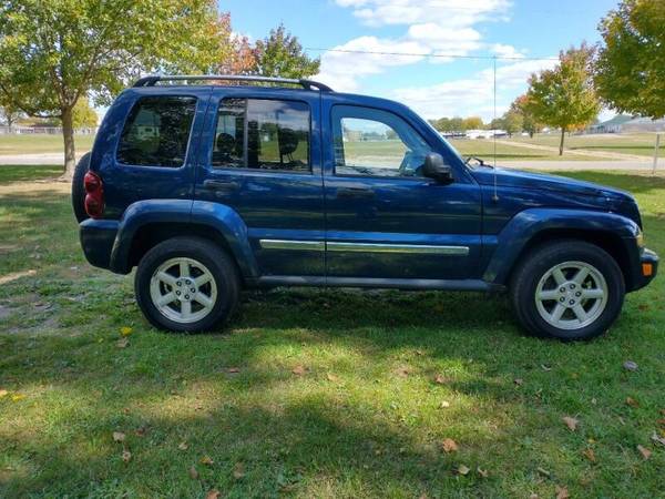 2005 Jeep Liberty Limited 4X4 (ONLY 107K Miles! for sale in Warsaw, IN – photo 6