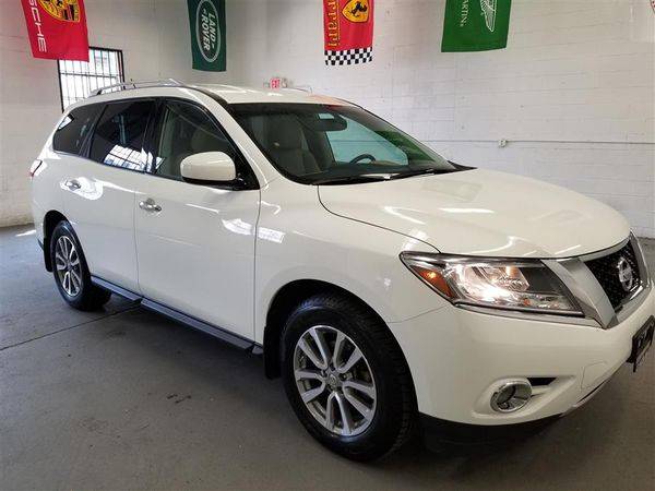 2016 Nissan Pathfinder 4WD 4dr Platinum -EASY FINANCING AVAILABLE for sale in Bridgeport, CT – photo 2