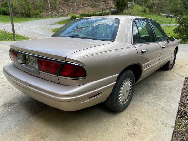 1999 Buick Lesabre for sale in Sevierville, TN