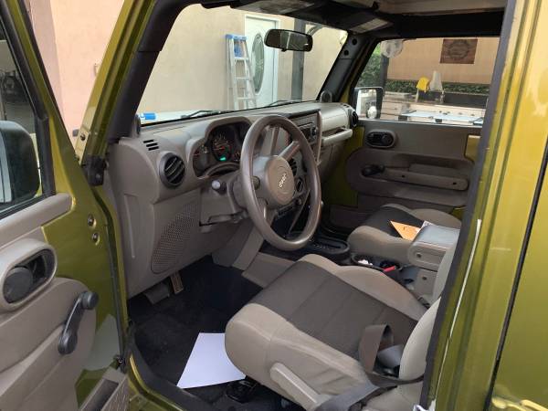 2007 JEEP WRANGLER JKU 2 W/D CLEAN TITLE RESCUE GREEN ALL OEM for sale in Burbank, CA – photo 14
