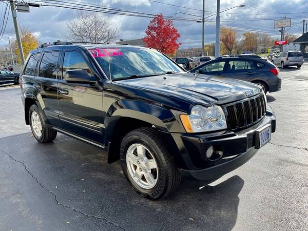 2006 Jeep Grand Cherokee Laredo 4dr SUV 4WD w/Front Side Airbags for sale in Depew, NY – photo 4