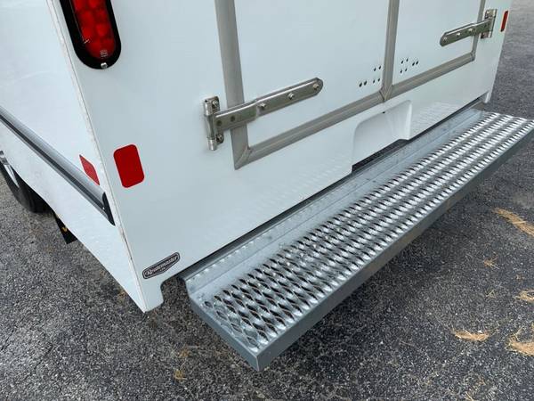 2018 Chevrolet Express 12' Box Side Door Van for sale in Lancaster, PA – photo 12