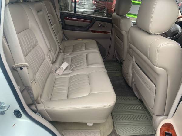 2000 Lexus LX 470 1 Owner Low Miles White for sale in North Providence, RI – photo 12