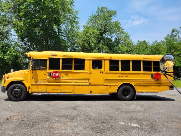 2006 SCHOOL BUS FREIGHTLINER 44/66 PASSANGER - - by for sale in Yonkers, NY – photo 2